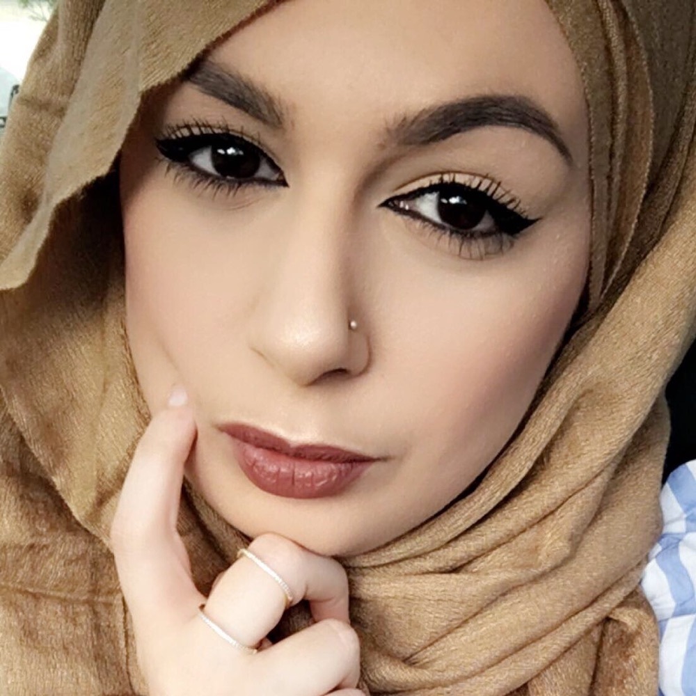 Meet your Posher, Mariam